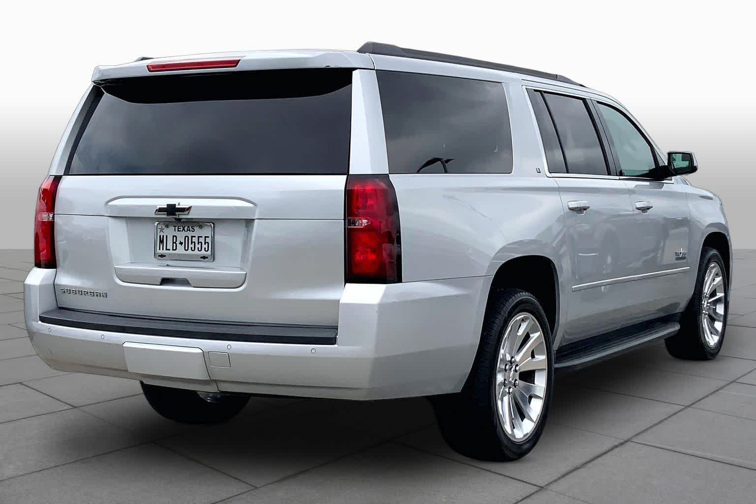 Used 2015 Silver Ice Metallic Chevrolet LT image 13
