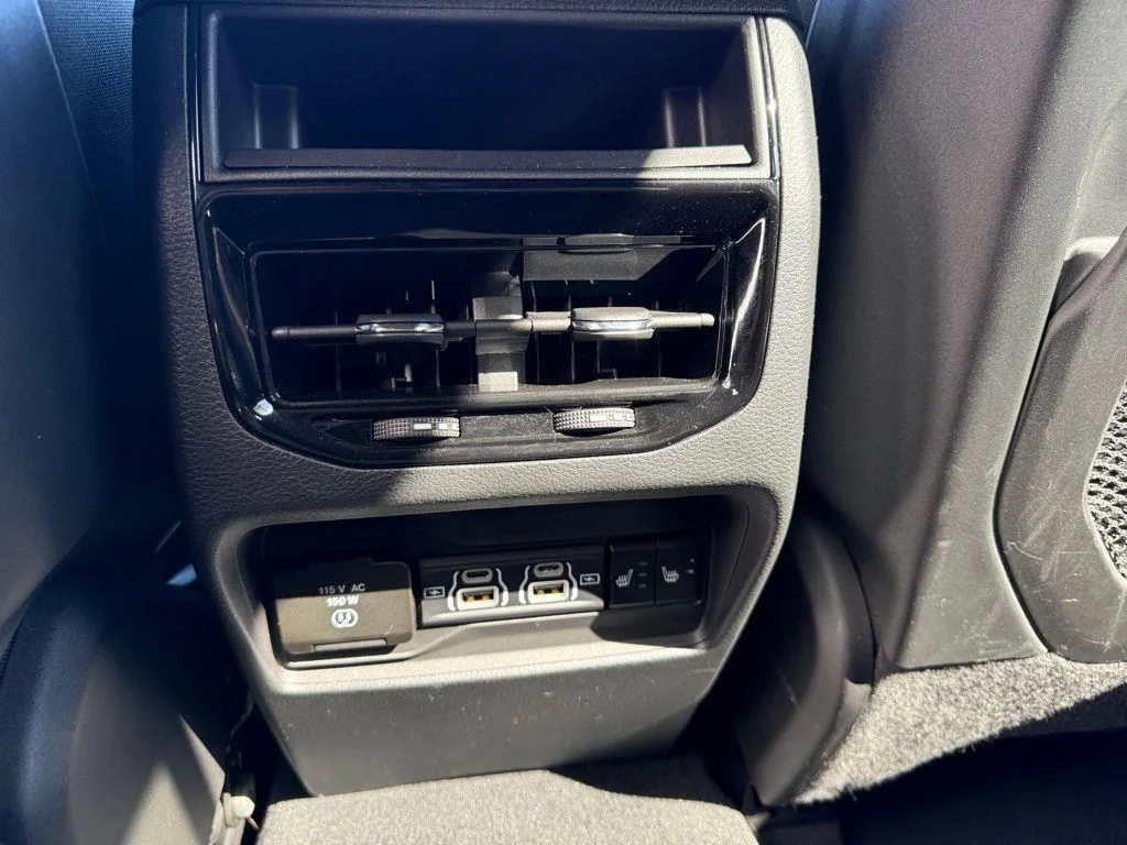 2024 Jeep Grand Cherokee Overland 4xe - Photo 36