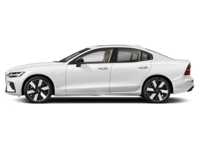 Used 2023 Red Volvo Plus Dark Theme image 3