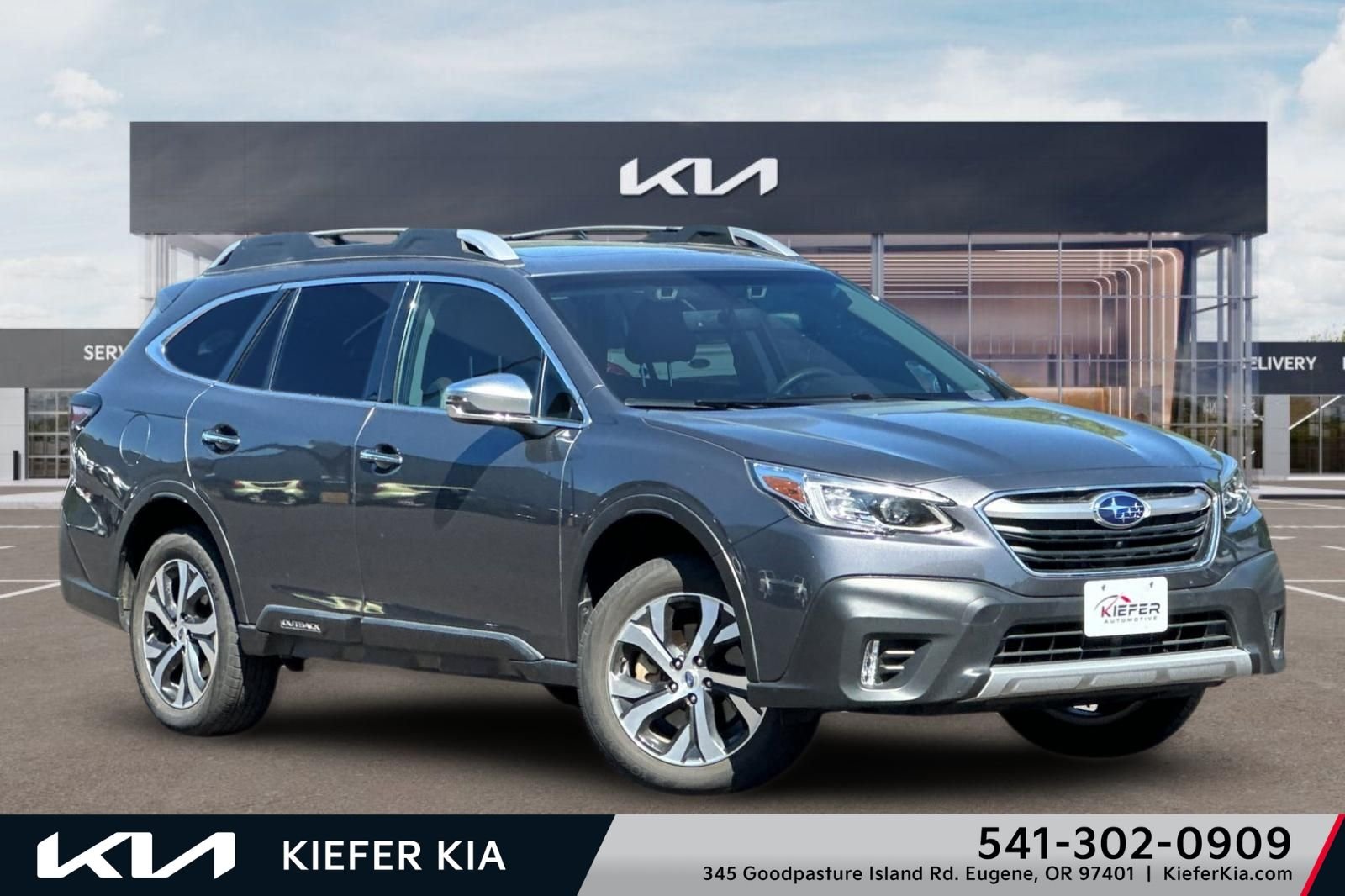 2022 Subaru Outback Touring's photo