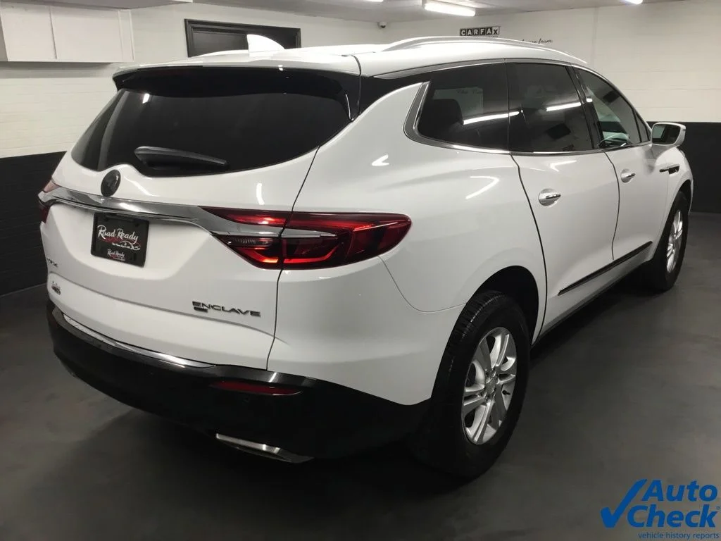 Used 2018 White Buick Essence image 11
