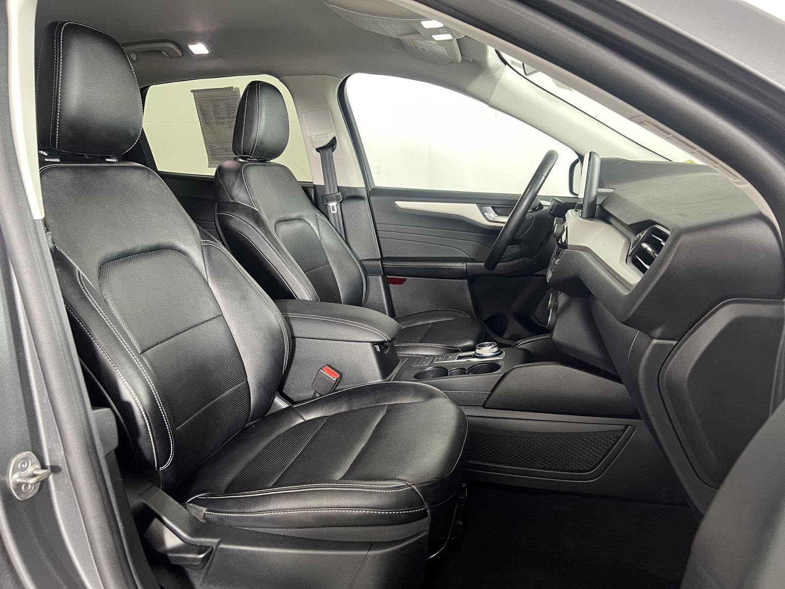 Used 2022 Carbonized Gray Ford SEL image 31