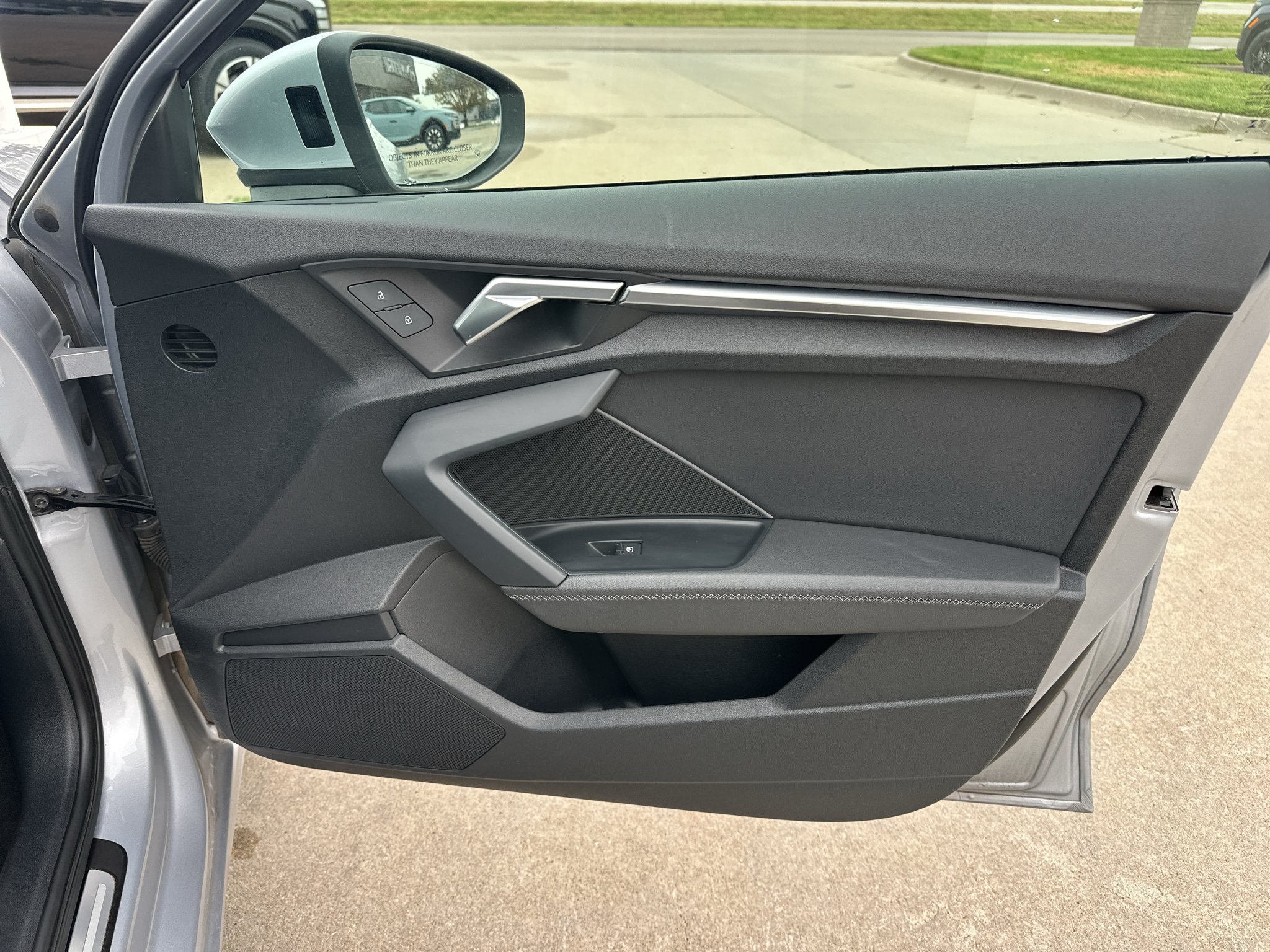 Used 2024 Manhattan Gray Metallic Audi Premium image 30