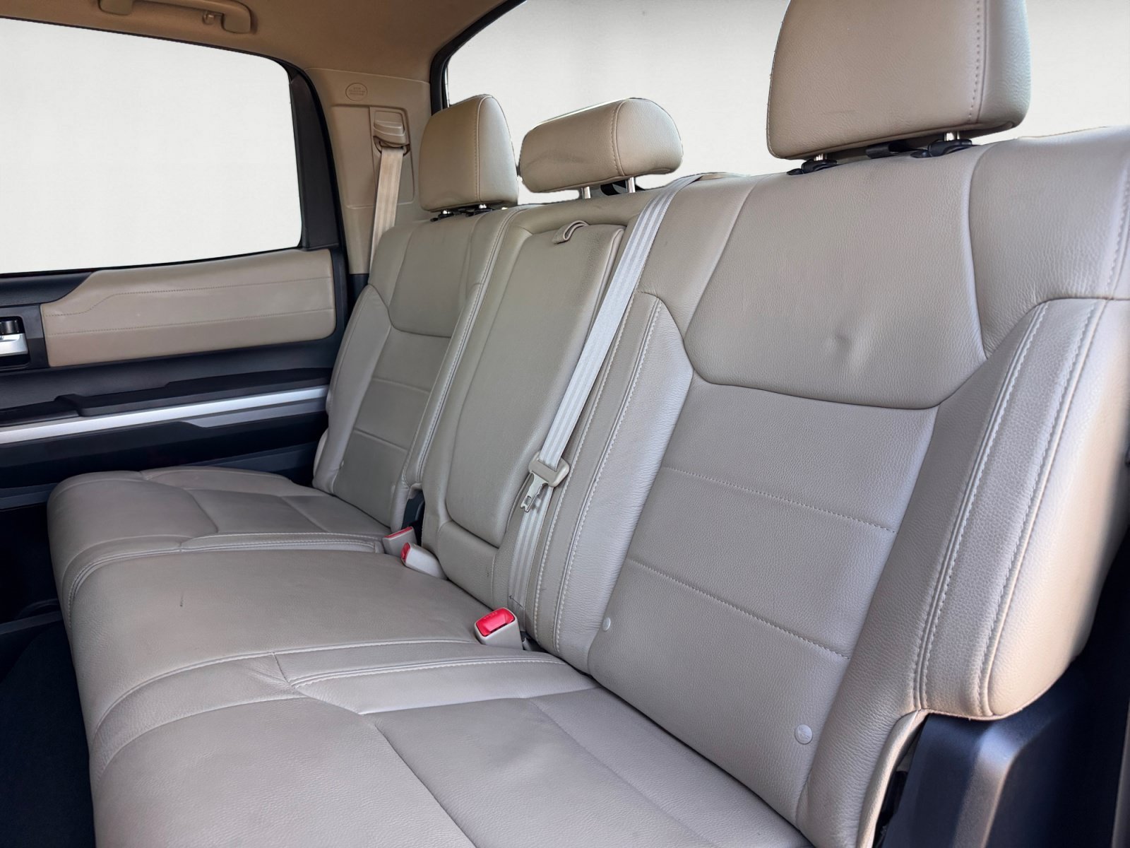 Used 2014 Sunset Bronze Mica Toyota LTD image 13