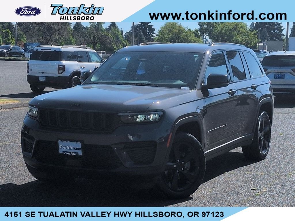 2023 Jeep Grand Cherokee Altitude 4x4's photo