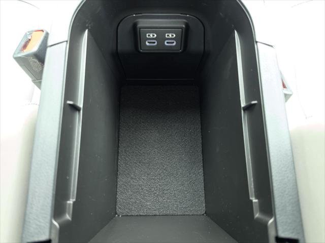 Certified Used 2024 MAGNETIC GRAY MET. Toyota  image 22