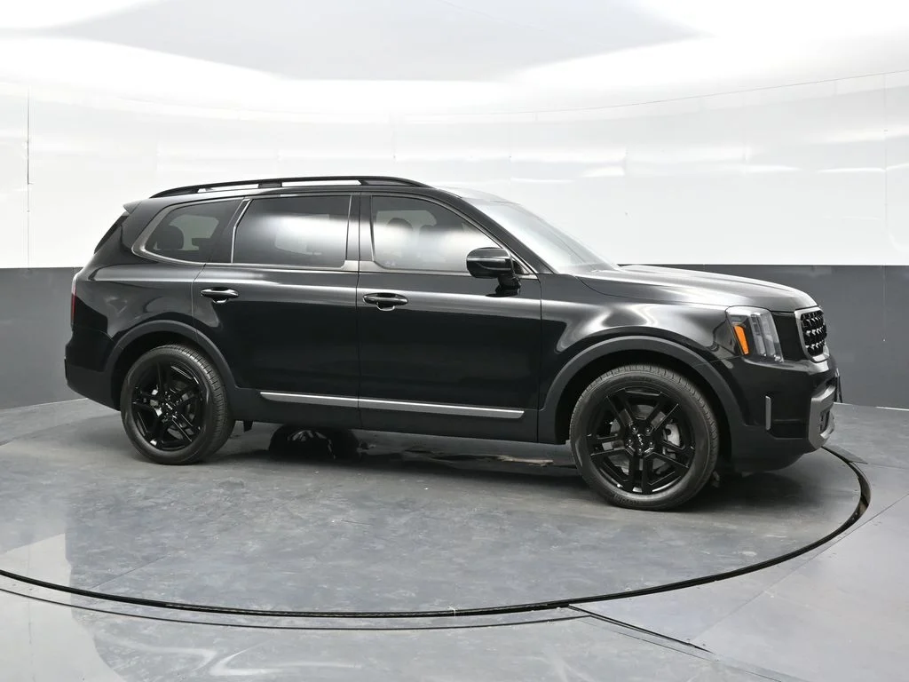 Used 2023 Black Kia SX-Prestige X-Line image 8