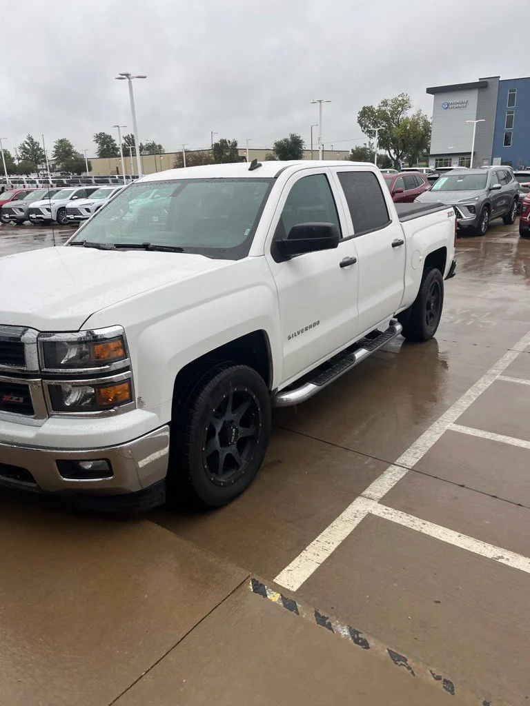 Used 2014 White Chevrolet LT image 10
