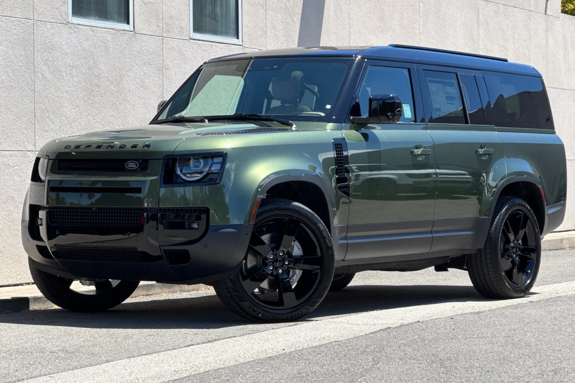 New 2026 Woolstone Green Land Rover S image 1