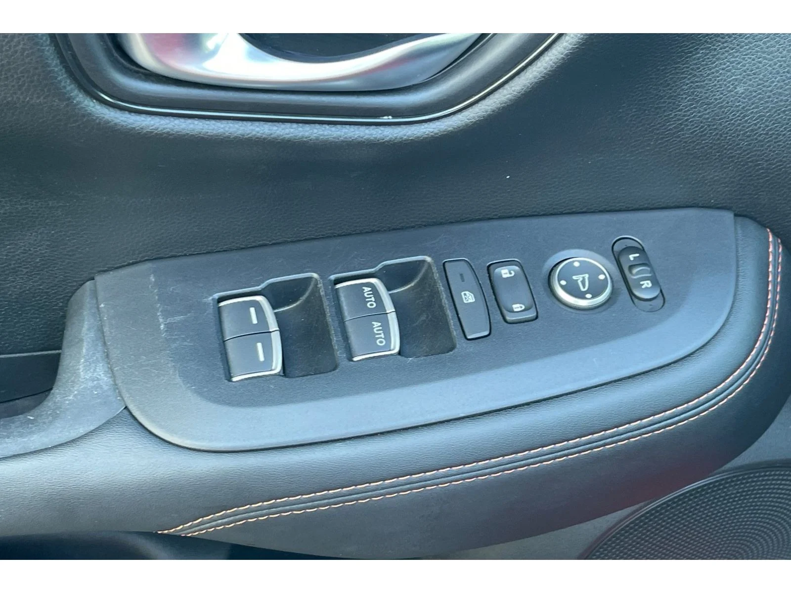Used 2025 Milano Red Honda Sport image 12