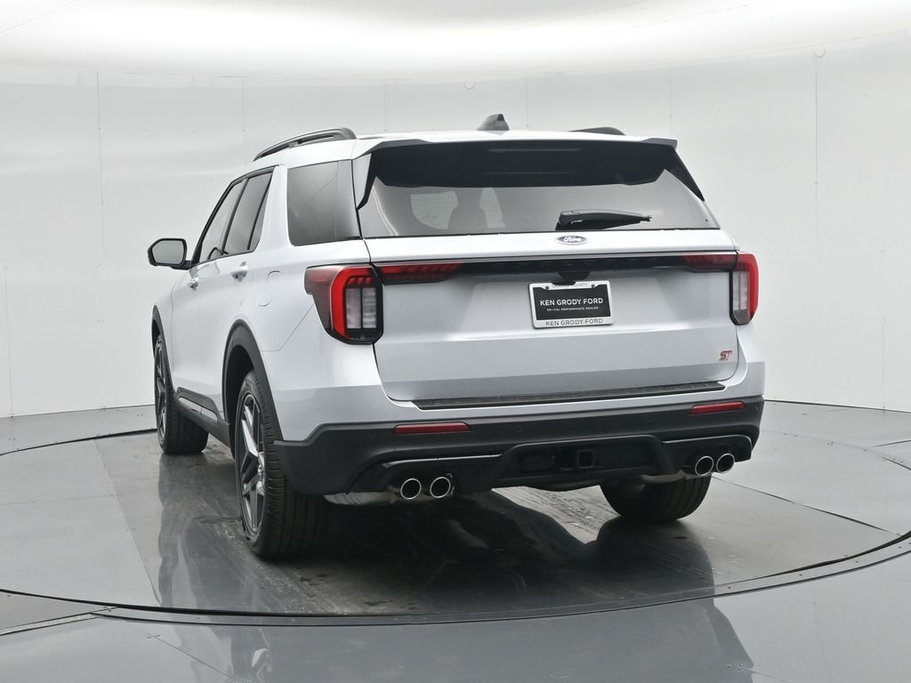 New 2026 White Ford ST image 30