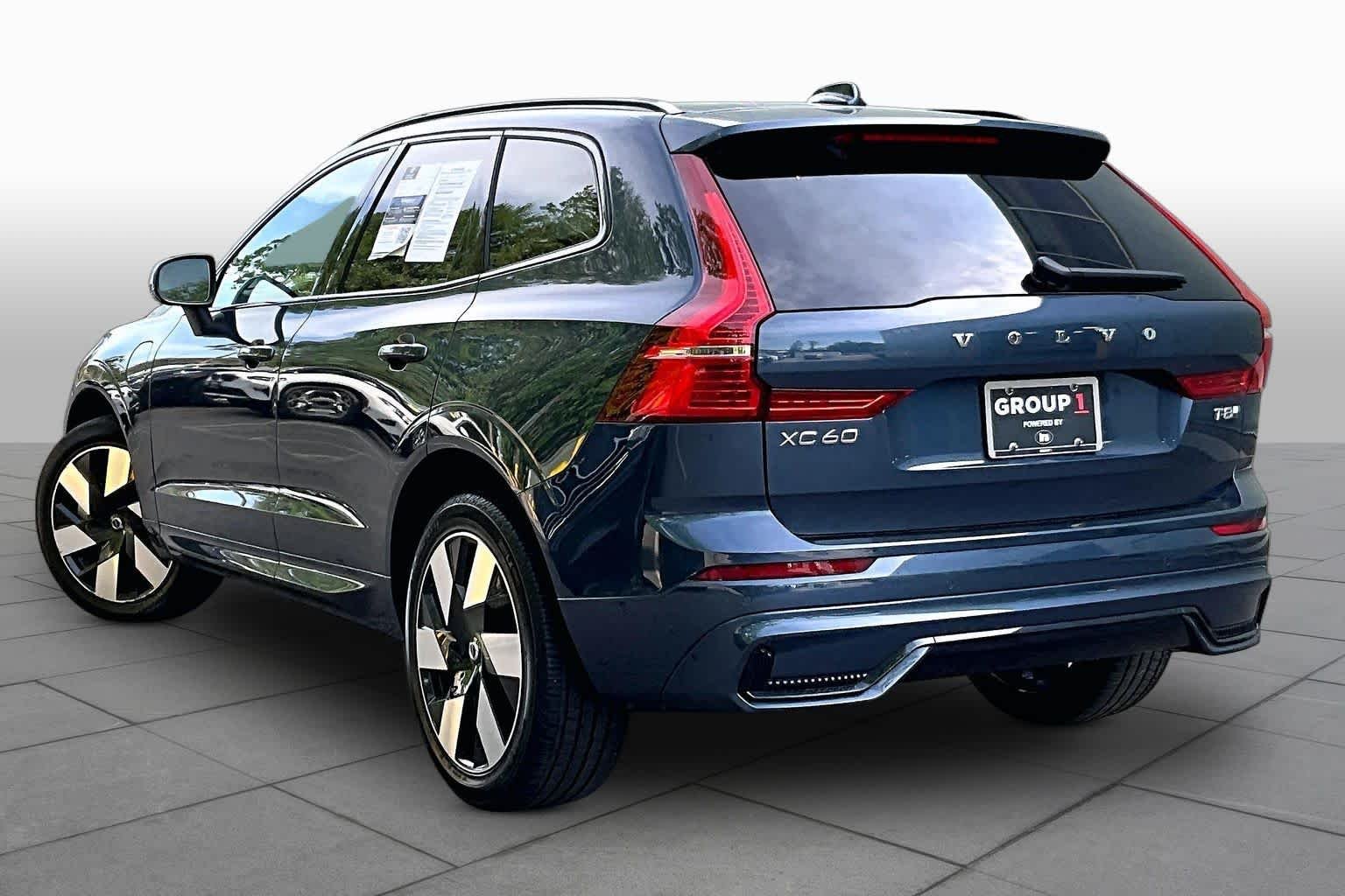 Certified Used 2025 Denim Blue Volvo Plus image 12