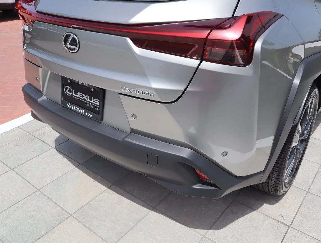 New 2026  Lexus 300h image 19