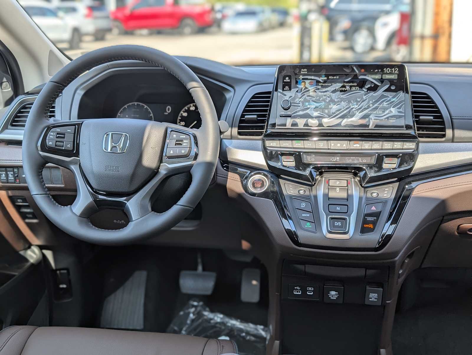 New 2026 Platinum White Pearl Honda Touring image 5