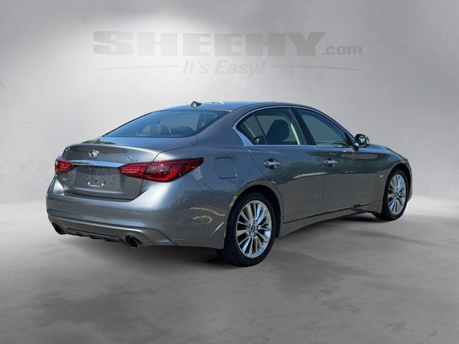 Used 2018 Gray INFINITI 3.0t LUXE image 14