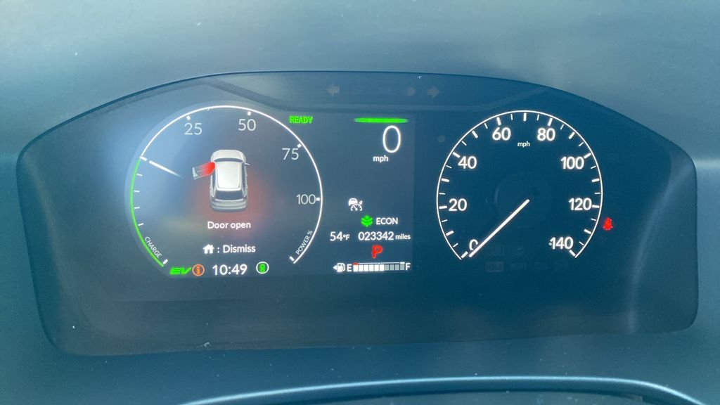 Used 2025 Solar Silver Metallic Honda Sport image 17