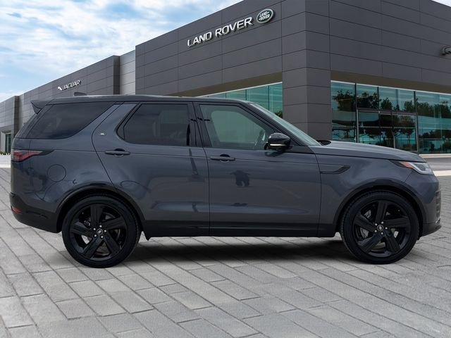 Used 2025 Blue Land Rover Dynamic SE image 6