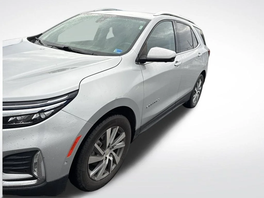 Used 2022 Silver Chevrolet Premier image 7