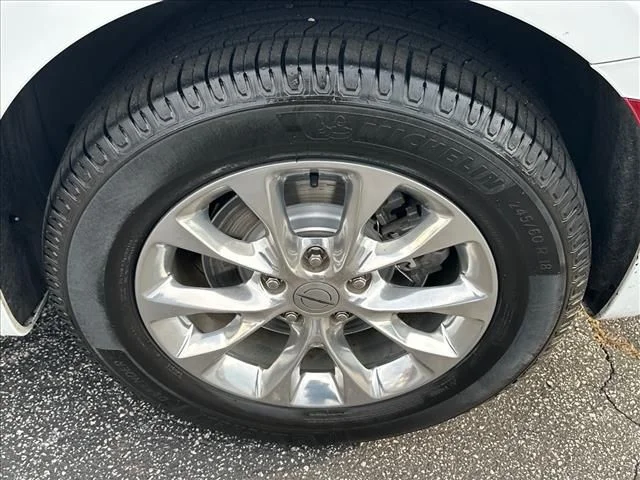 Used 2023 White Chrysler Touring L image 33