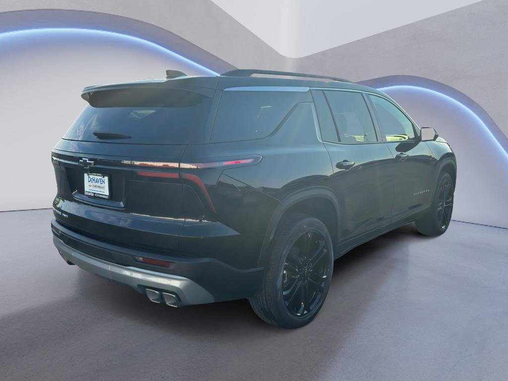 2027 Chevrolet Traverse LT - Photo 8