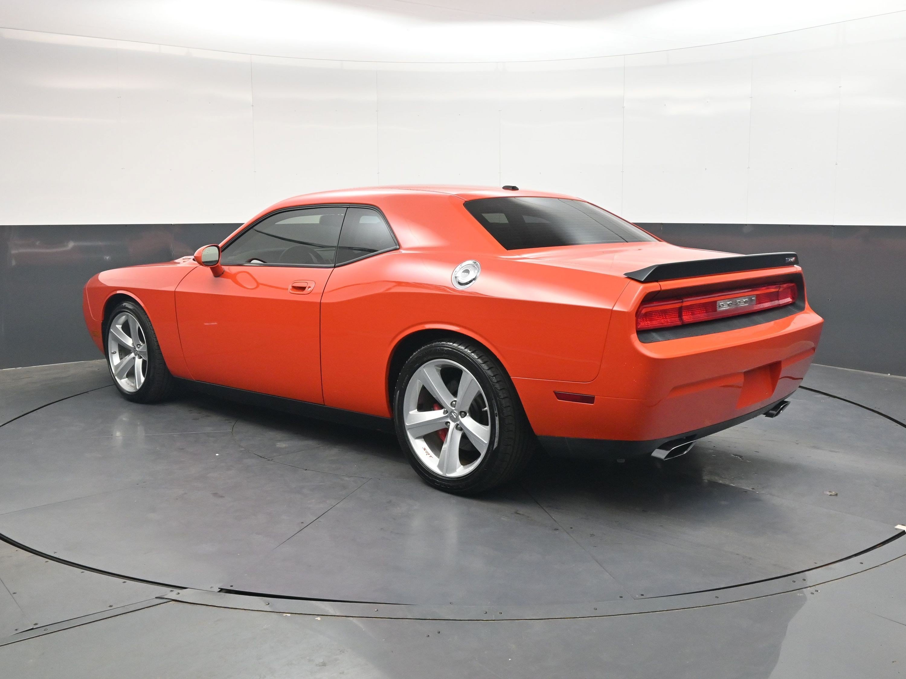 Used 2009 Hemi Orange Pearl Dodge SRT8 image 6