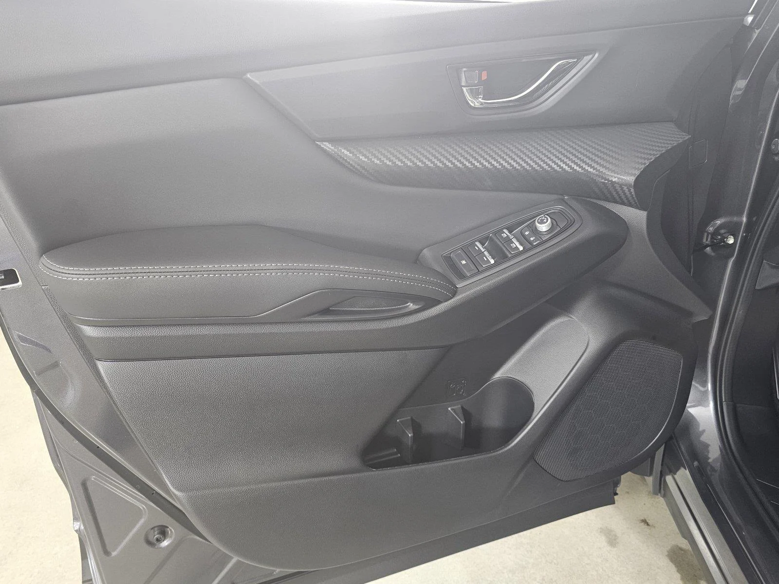 New 2026 MAGNETITE GRAY METALLIC Subaru Premium 7-Passenger image 39