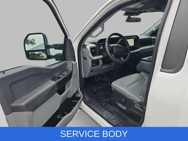 Used 2023 White Ford XL image 17