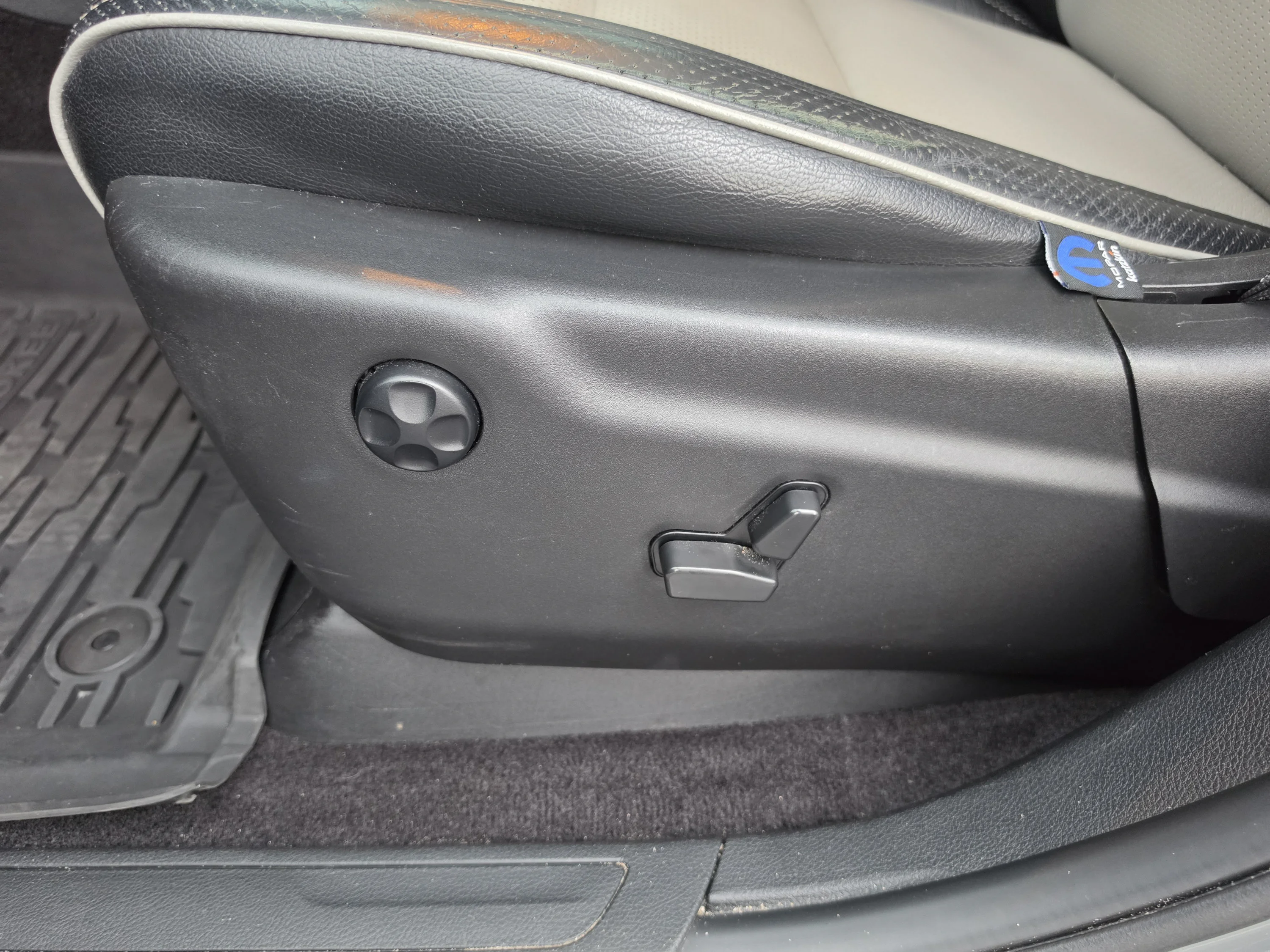 Used 2019 Sting-Gray Clearcoat Jeep Upland image 26