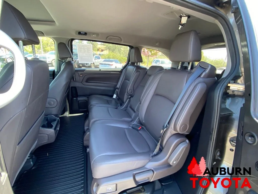 Used 2019 Modern Steel Metallic Honda EX-L image 24