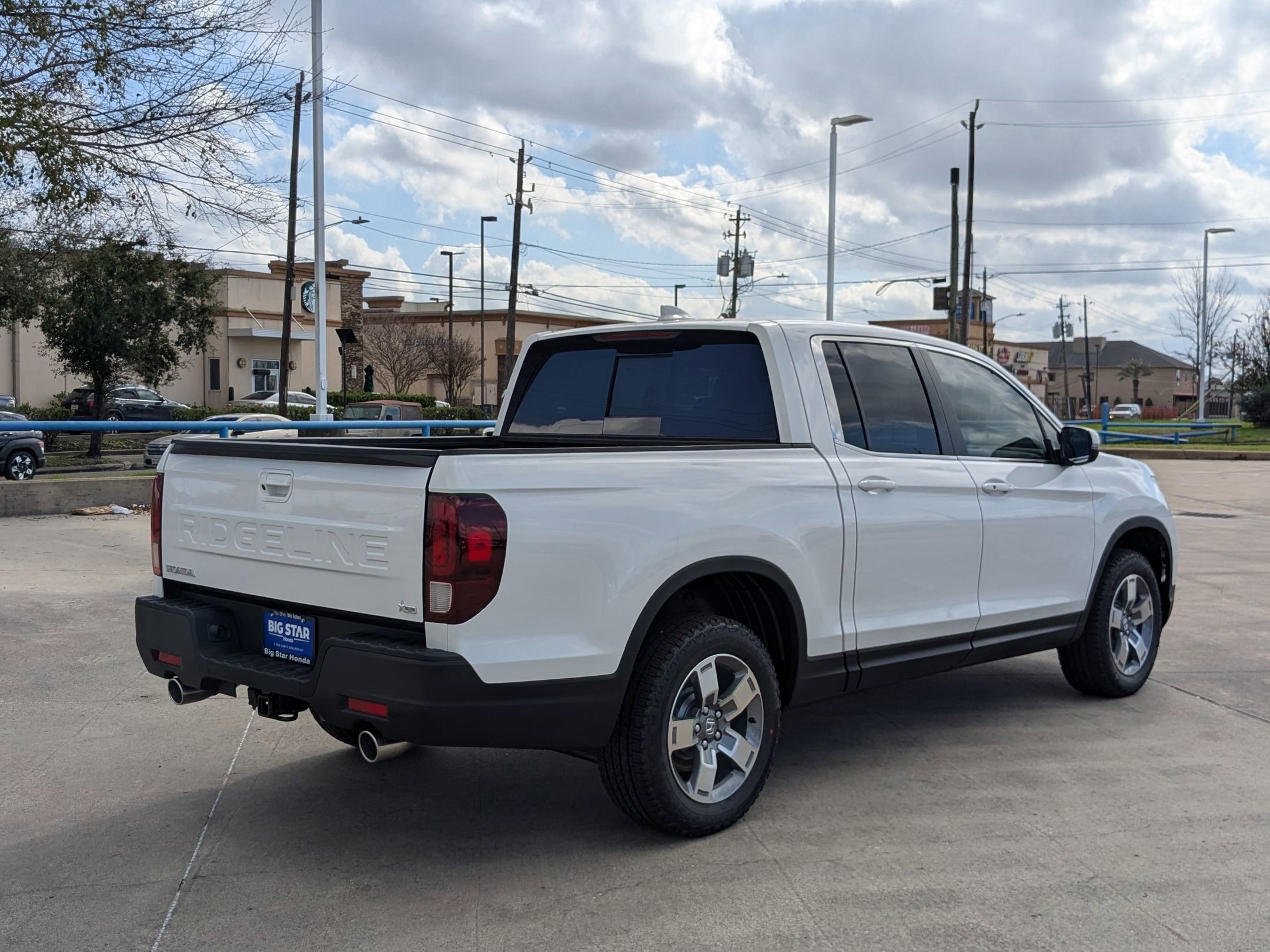New 2026 Platinum White Pearl Honda RTL image 4