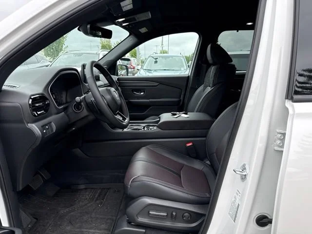 Certified Used 2026 Platinum White Pearl Honda Black Edition image 13