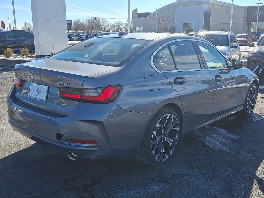 Used 2026 Skyscraper Grey Metallic BMW 330i xDrive image 4