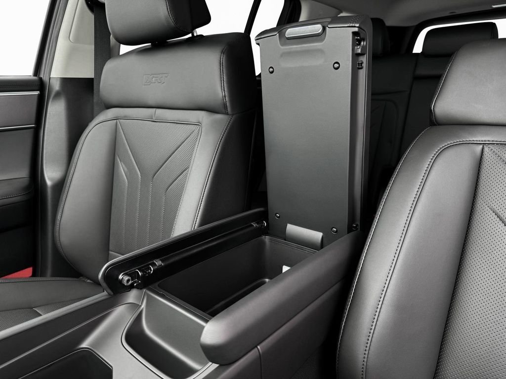 2025 Hyundai Santa Fe XRT - Photo 18