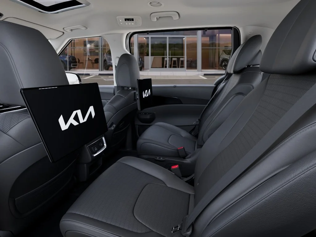 New 2026 Ceramic Silver Kia SX Prestige image 18