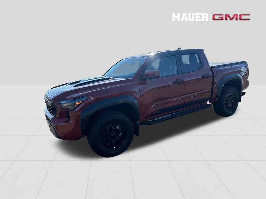 Used 2025 Toyota Tacoma TRD Off Road with VIN 3TMLB5JN6SM193916 for sale in Inver Grove Heights, Minnesota