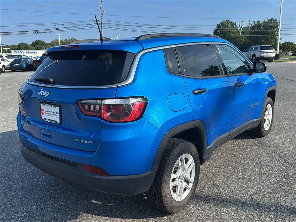 Used 2020 Laser Blue Pearlcoat Jeep Sport image 5