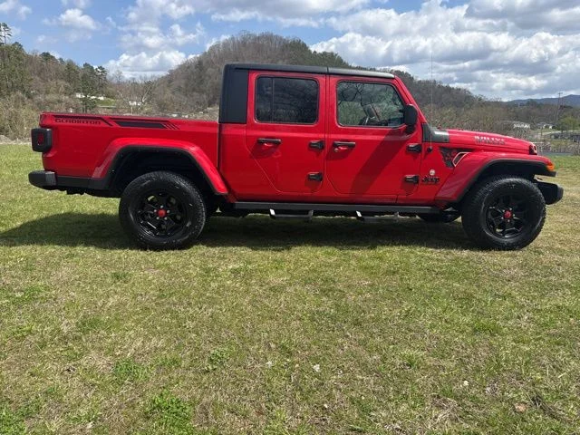 Used 2021 Red Jeep Willys image 9