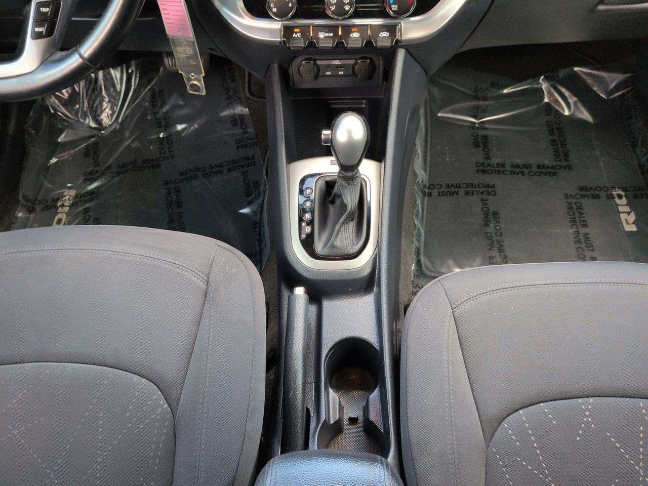 Used 2014 Bright Silver Kia EX image 21