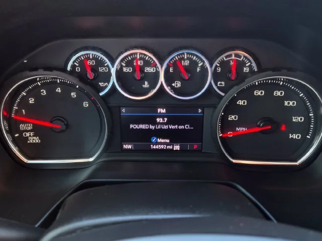 Used 2021 SUMMIT WHITE Chevrolet LT image 21
