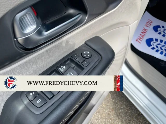 Used 2023 White Chrysler Touring L image 11