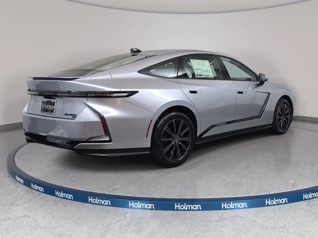 New 2026 Iridium Lexus PREMIUM AWD image 5