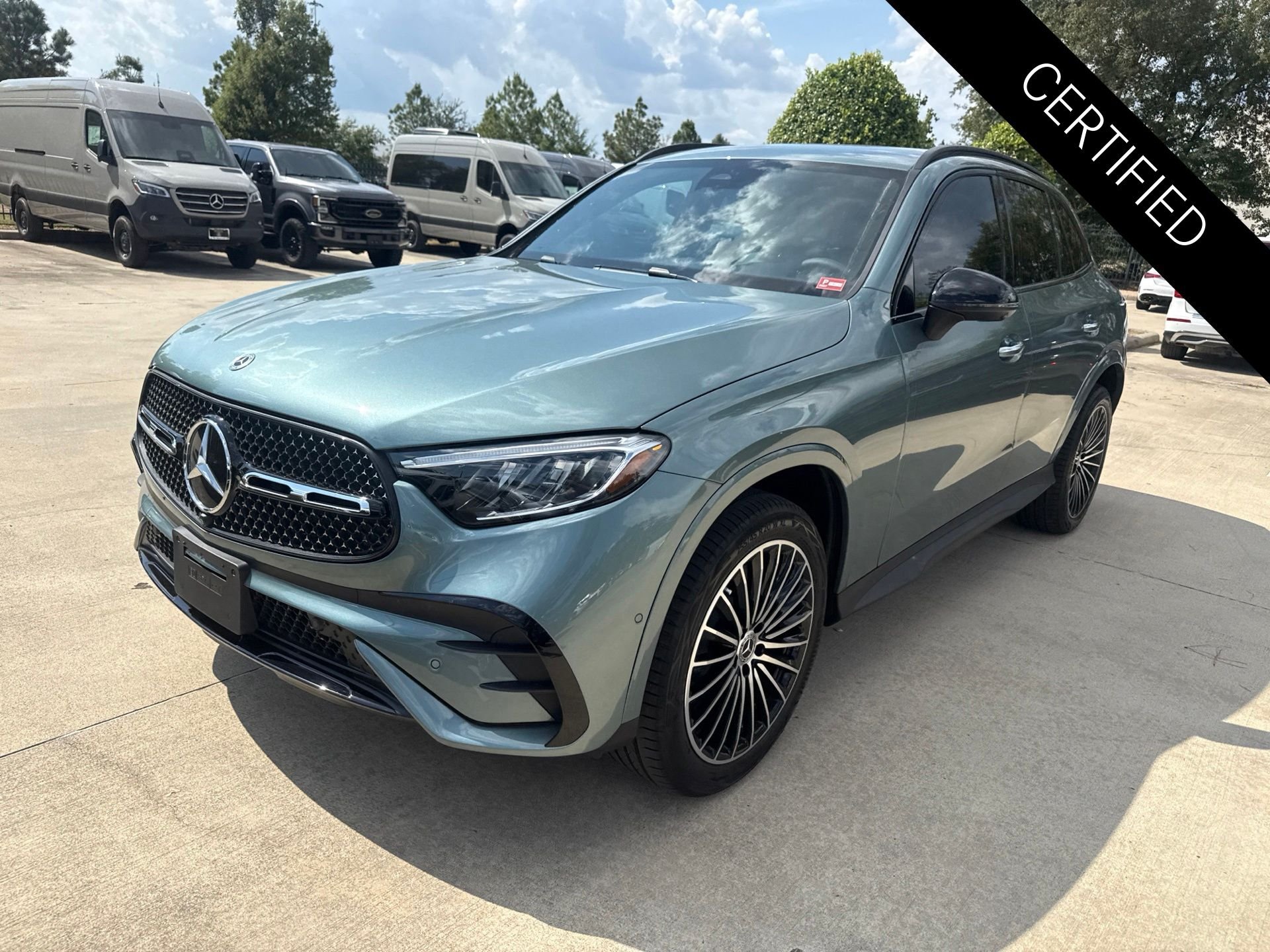 Certified Used 2026 Verde Silver Metallic Mercedes-Benz GLC 300 image 8