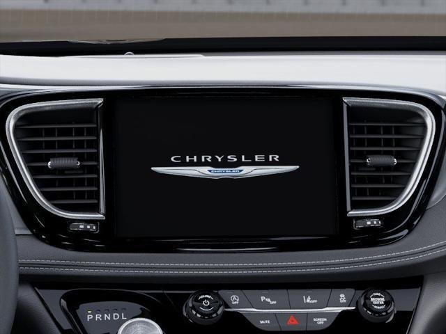 New 2026 Bright White Clear-Coat Exterior Paint Chrysler Select image 22