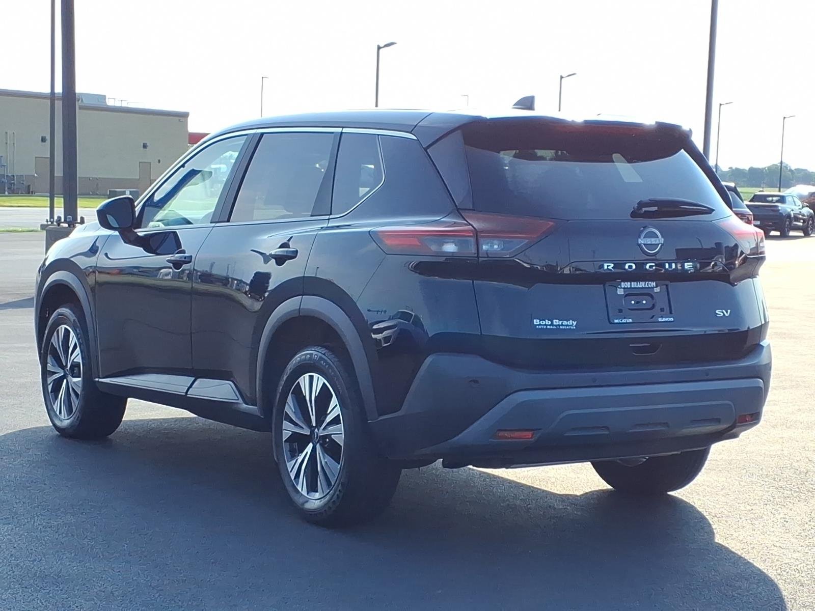 Used 2023 Super Black Nissan SV image 14