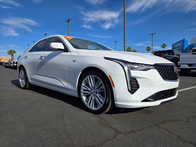 2025 Cadillac CT4 Premium Luxury
