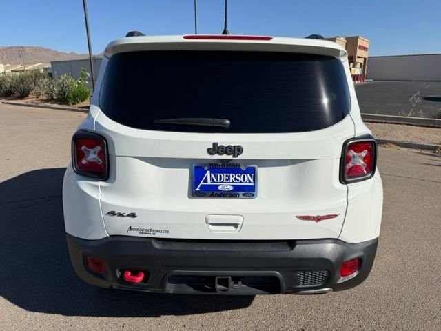 Used 2022 Alpine White Clearcoat Jeep Trailhawk image 7