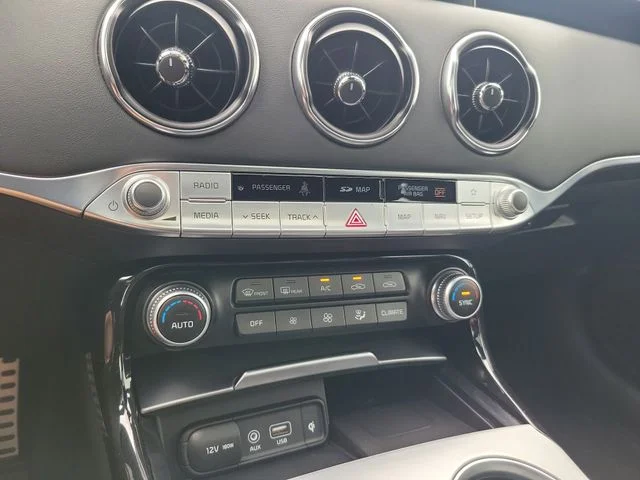 Used 2019 Blue Kia GT2 image 23