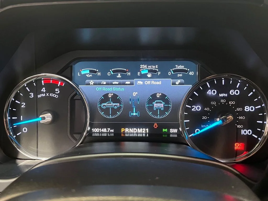 Used 2017 Silver Ford Lariat image 18