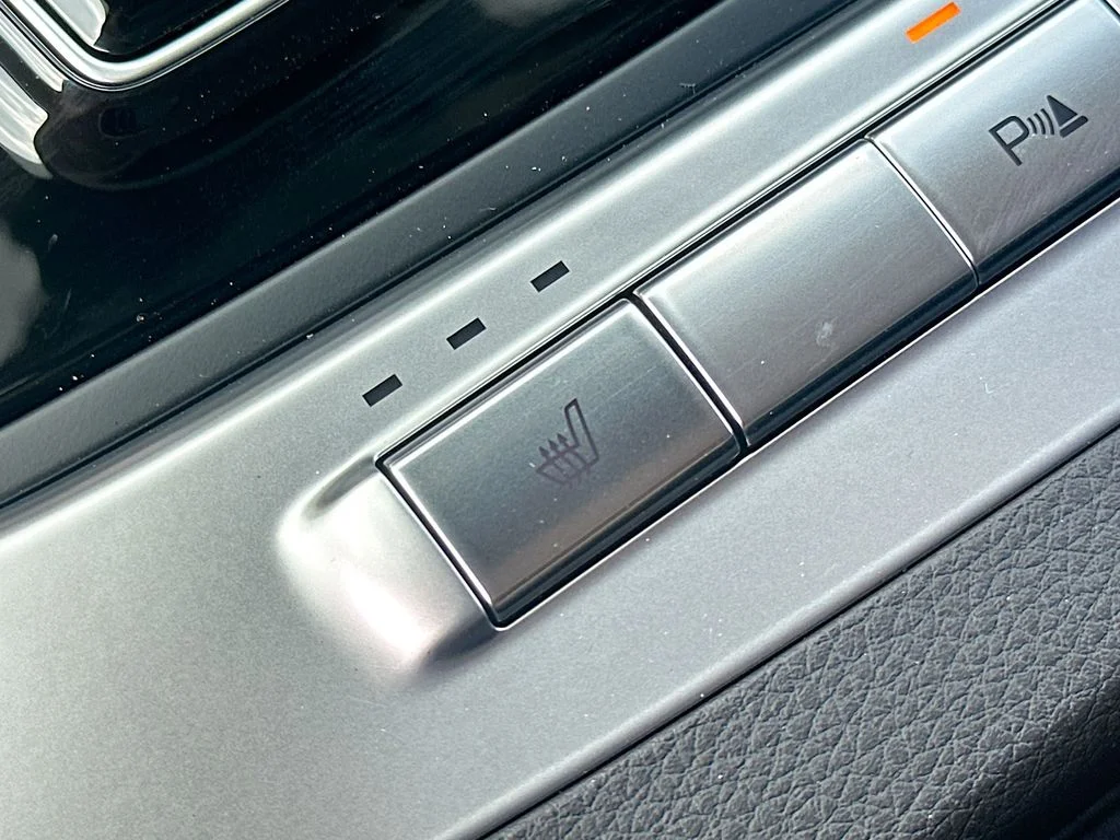 New 2026 Snow White Pearl Kia EX image 20