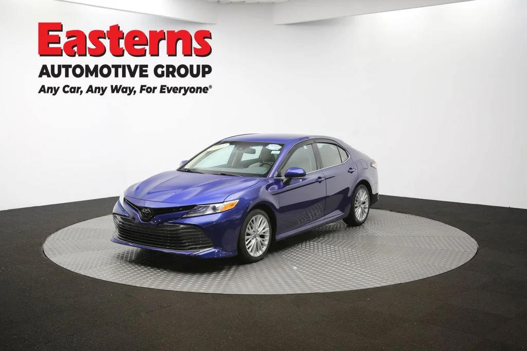 Used 2018 Blue Toyota XLE image 52